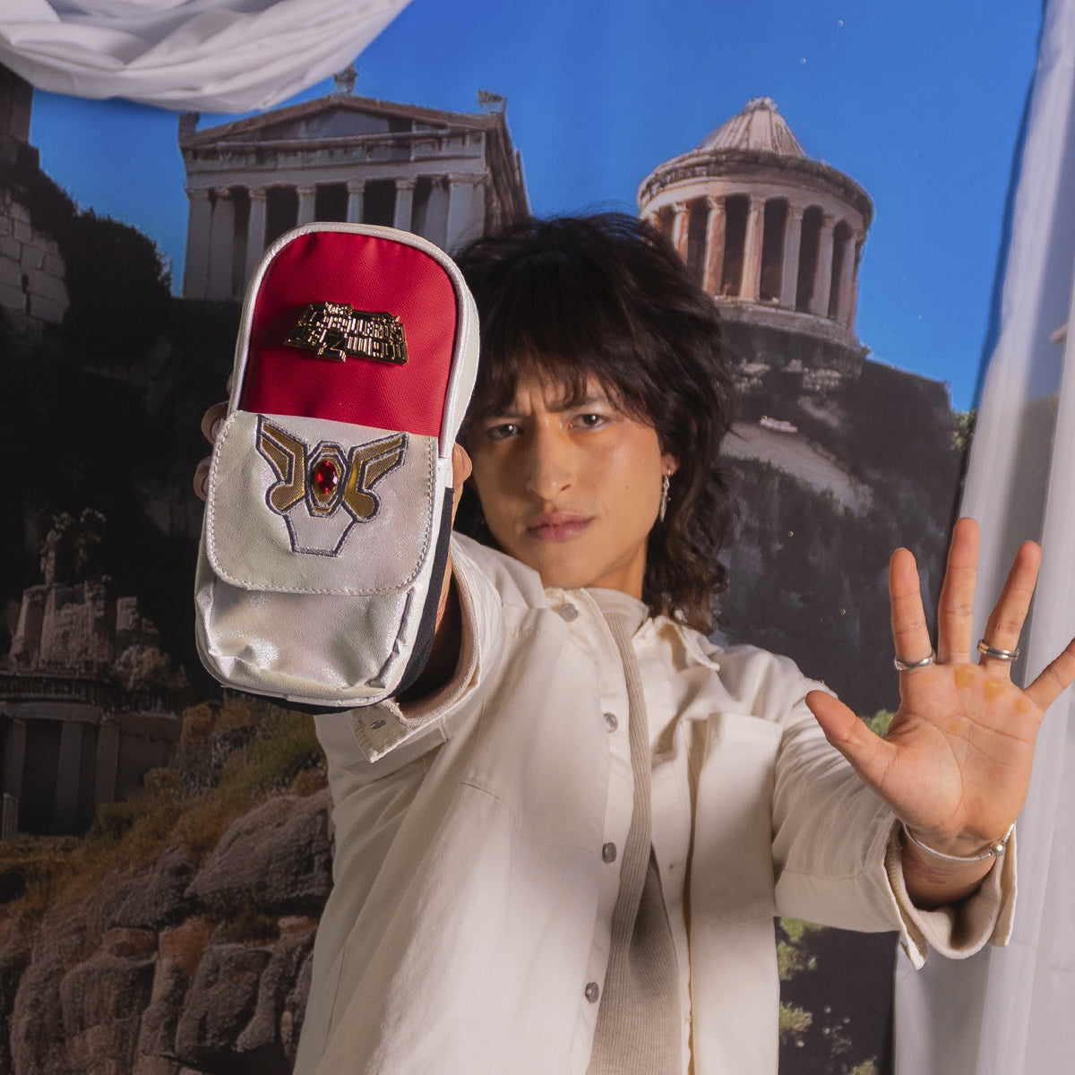 Estuchera Pegaso Caballeros del Zodiaco Armadura Bronce