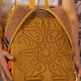 Mochila Armadura Dorada Caballeros del Zodiaco