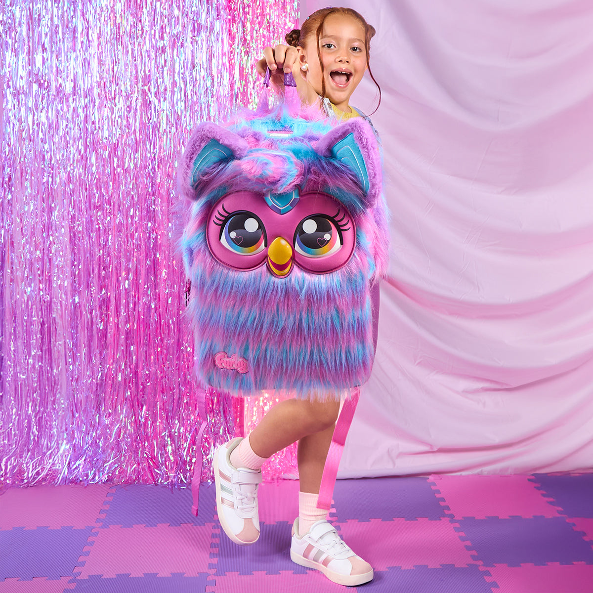 Mochila Escolar para Primaria Furby - Edición Especial