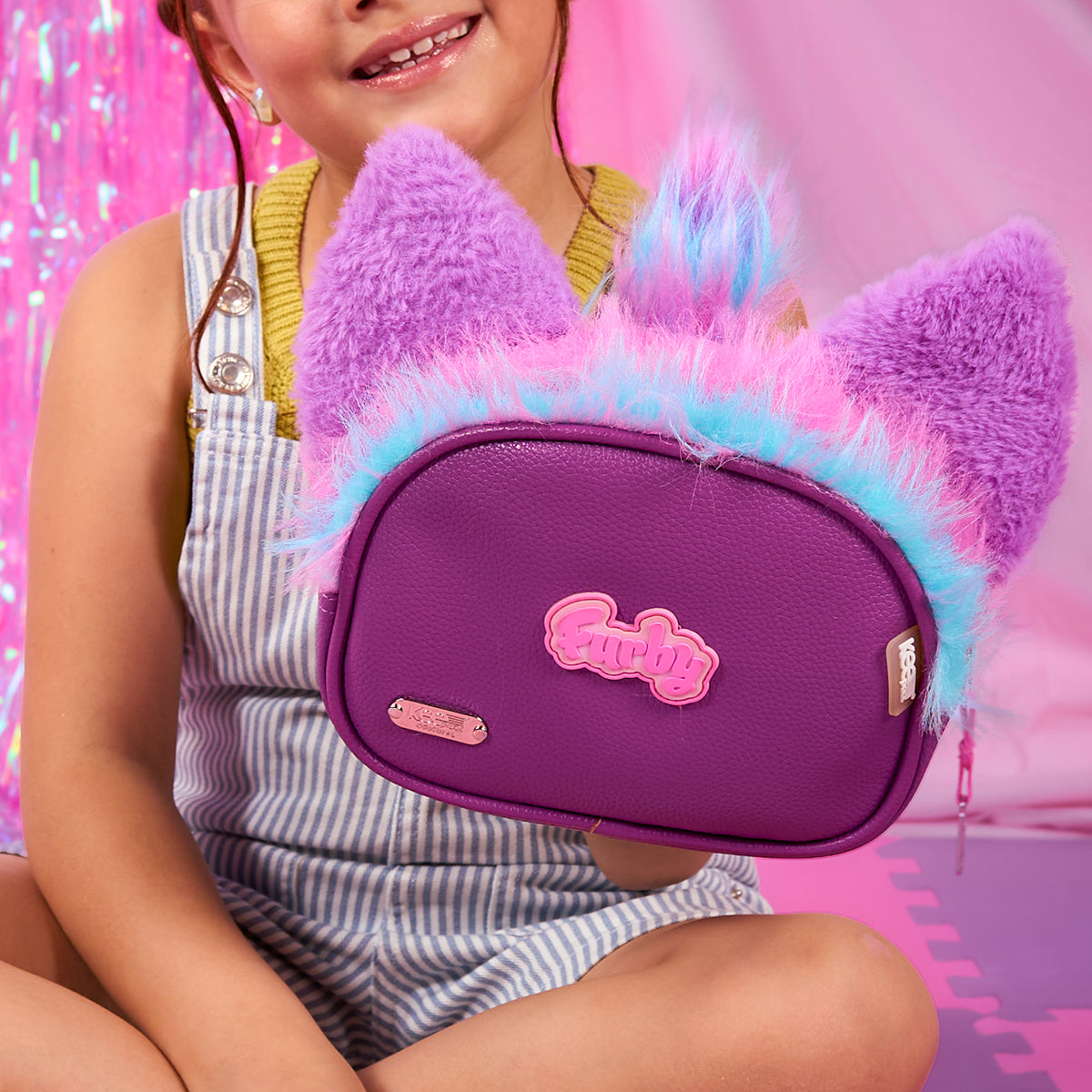 Estuchera Escolar Furby