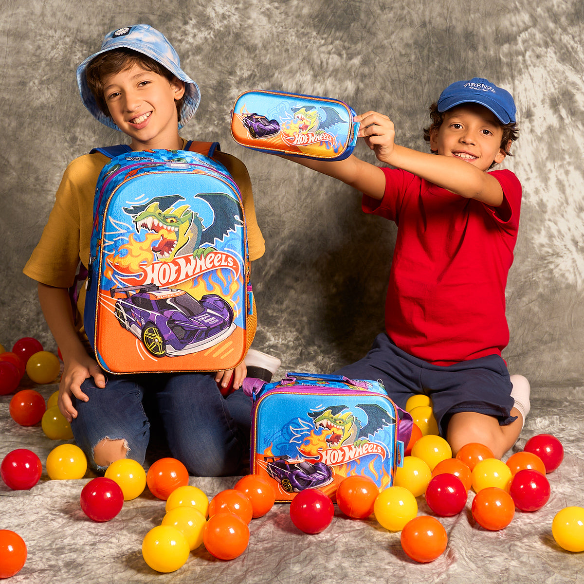 Set Mochila, Lonchera y Lapicera Hot Wheels Nitro Pack