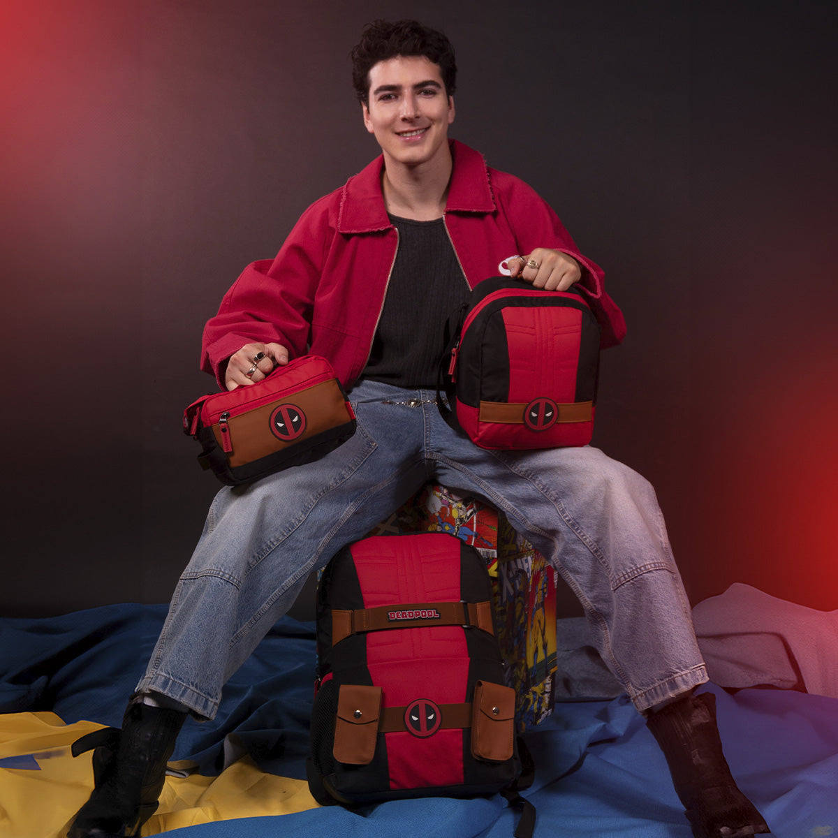 Estuchera Deadpool Cowboy Version