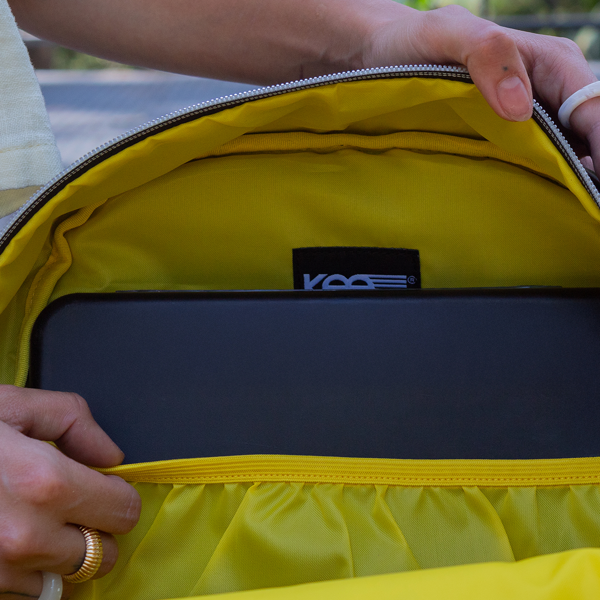 Mochila Peanuts Woodstock Good Vibes