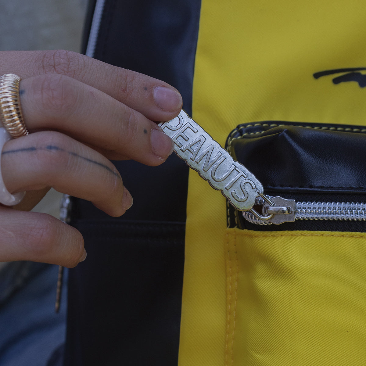 Mochila Peanuts Woodstock Good Vibes