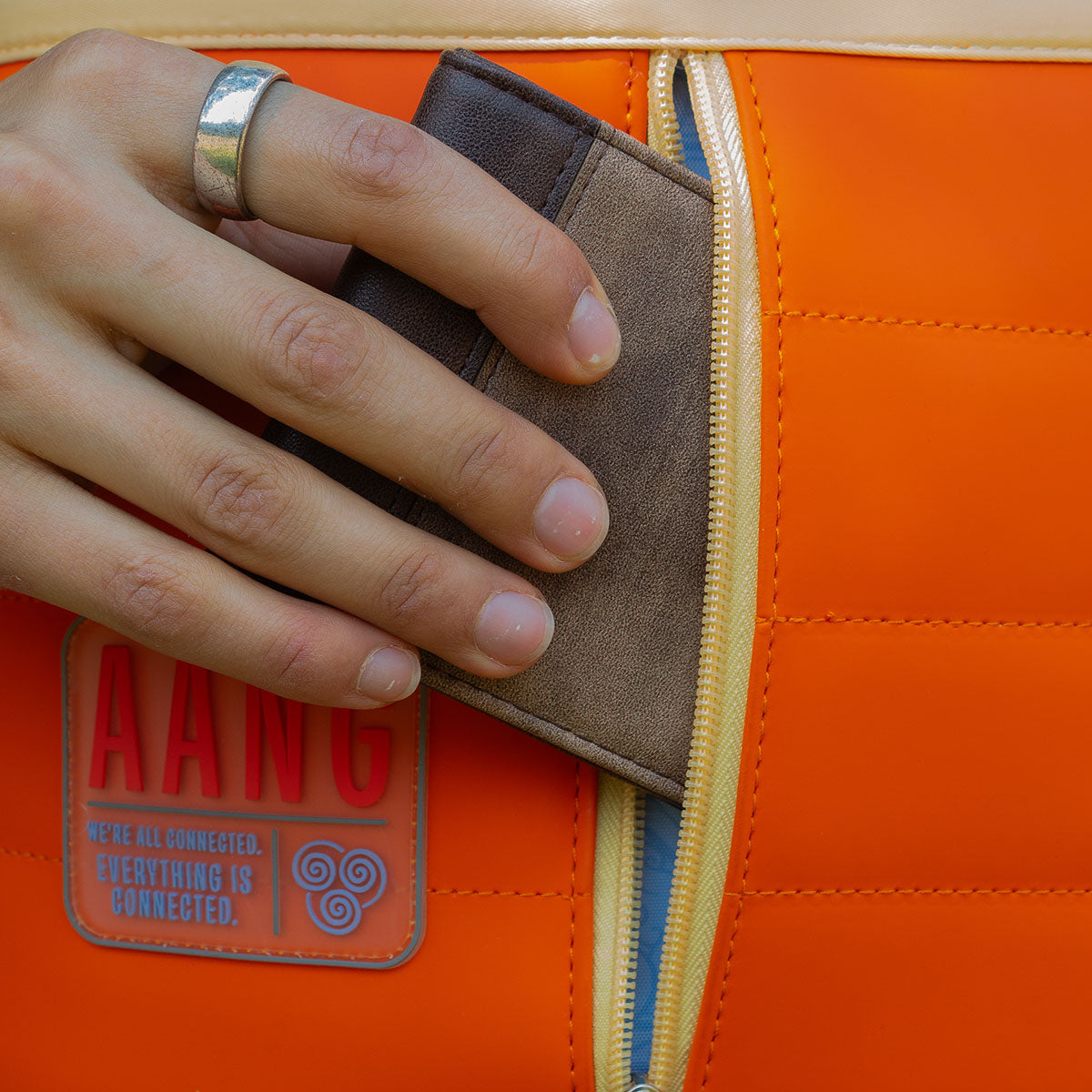 Mochila Avatar Ang Flecha Flourescente