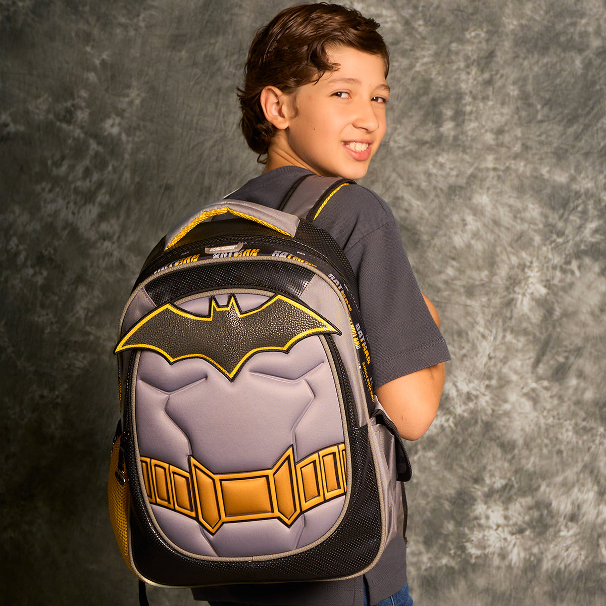 Mochila Escolar Batman Hero Armor