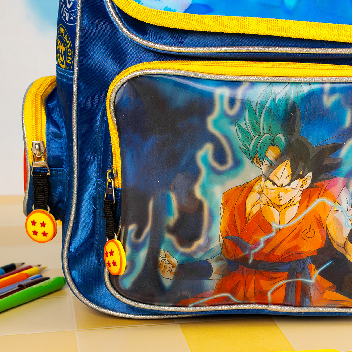 Mochila Escolar Dragon Ball Goku SSJ Blue Lenticular