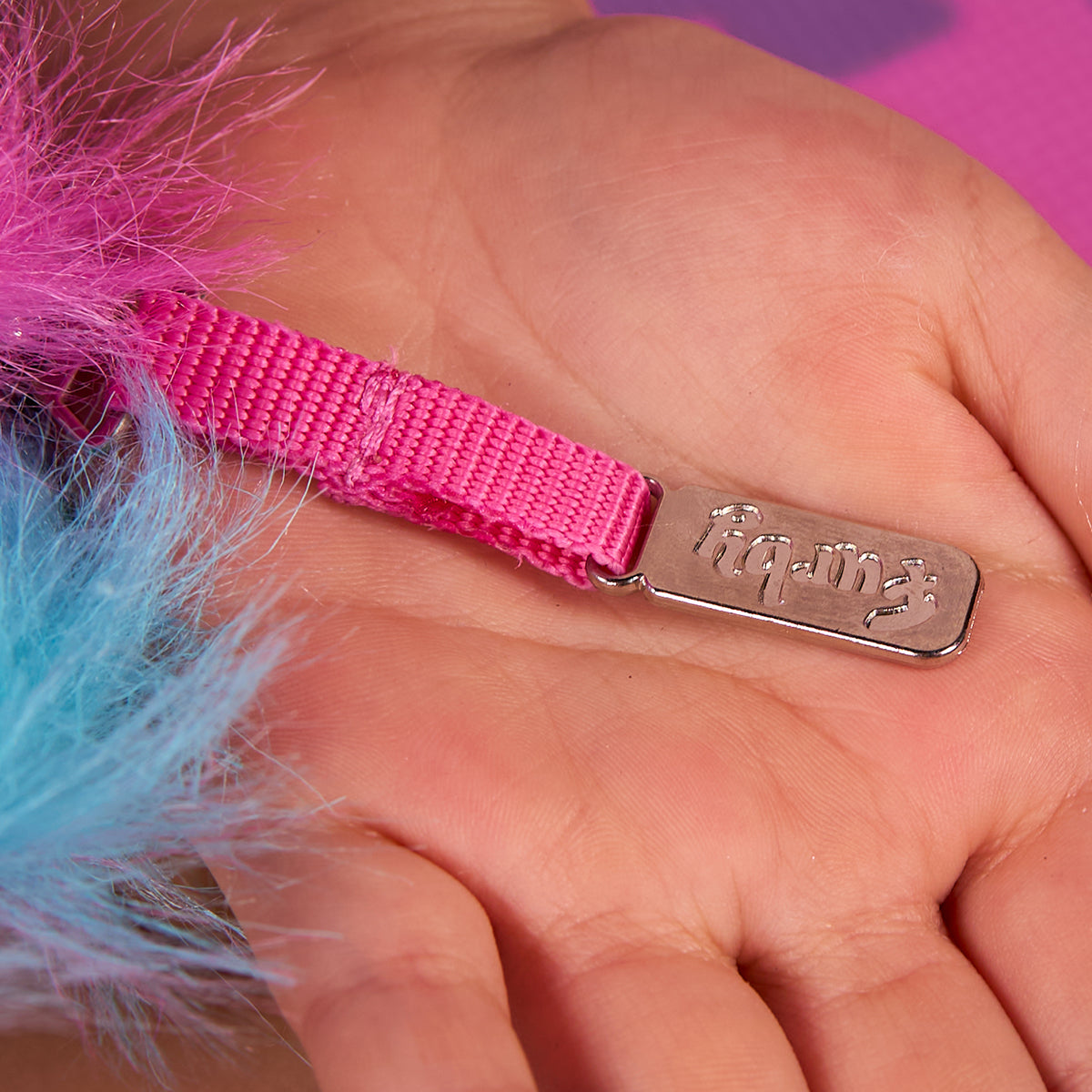 Estuchera Escolar Furby