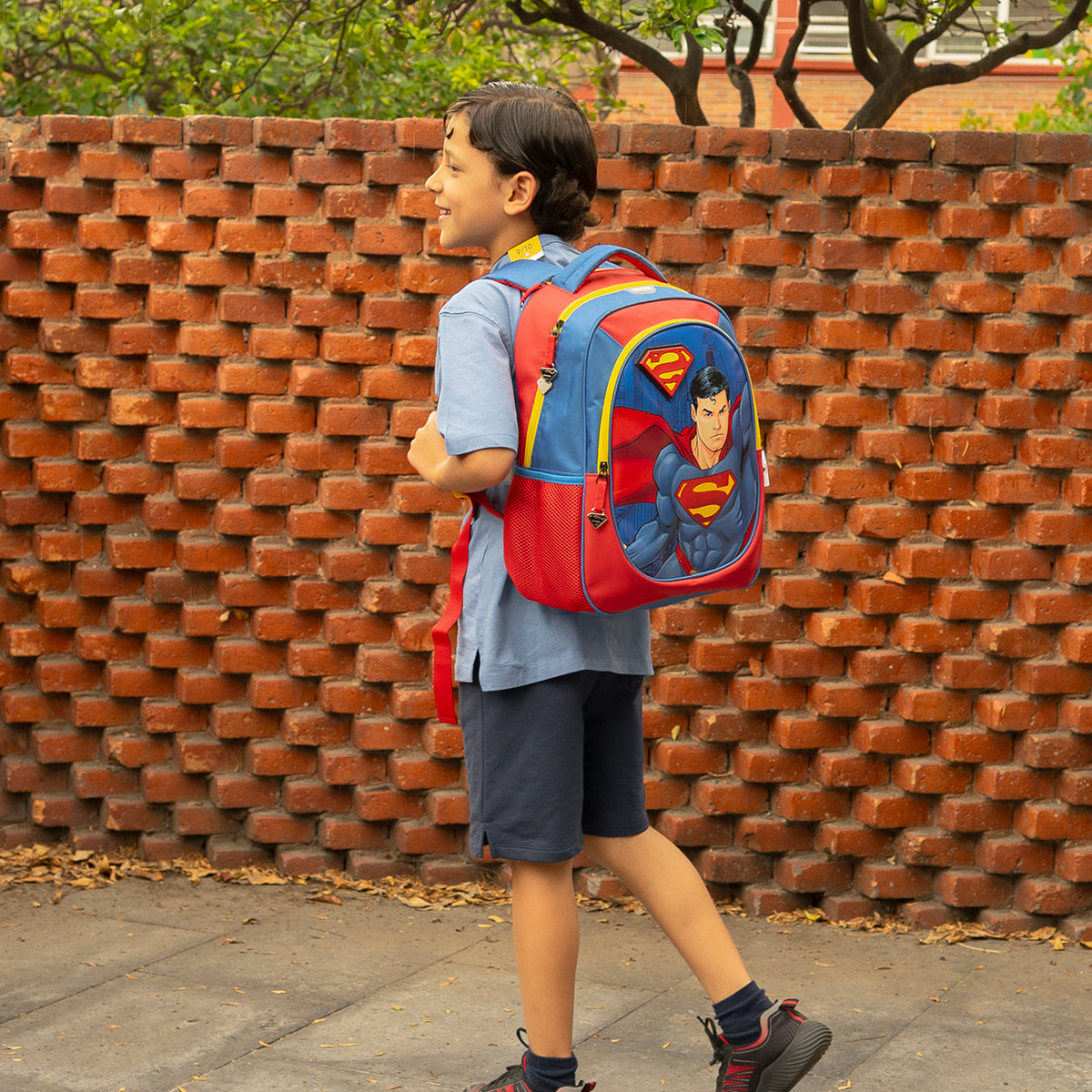 Set Escolar Mochila y Lapicera Superman Con Capa